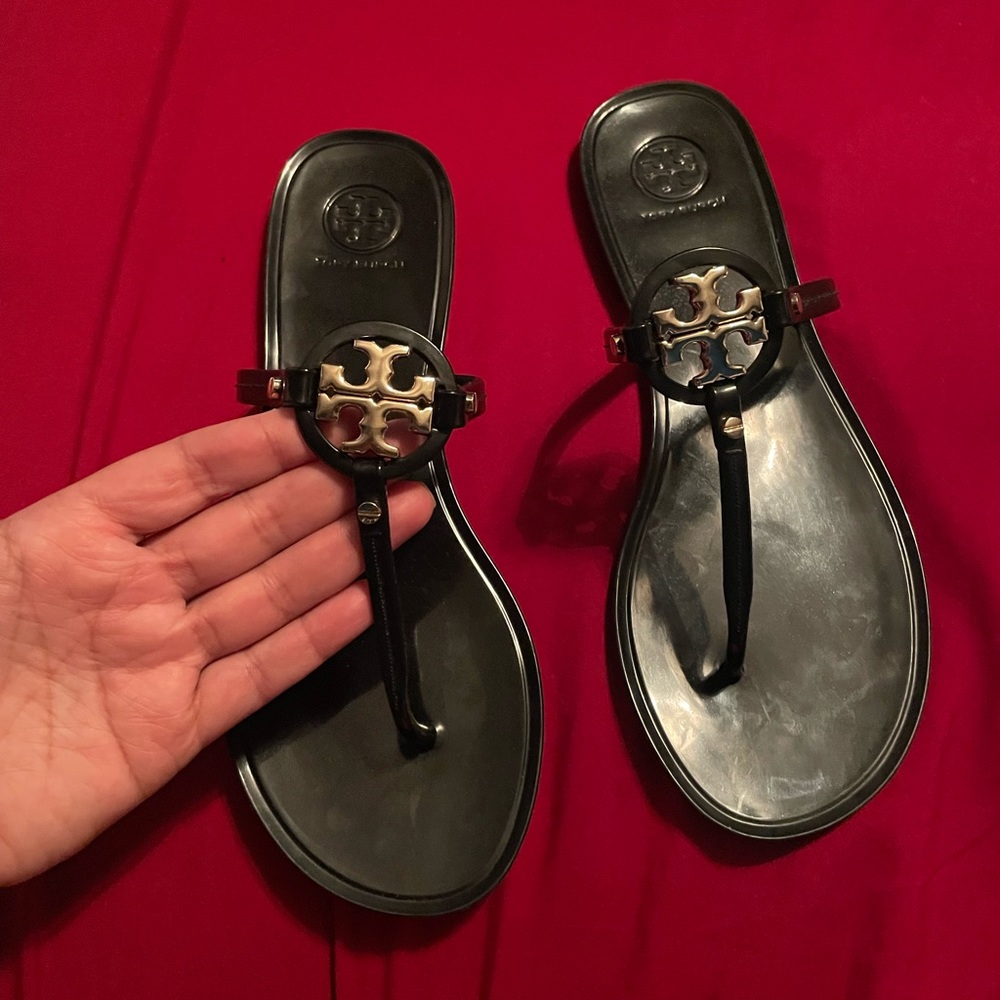 Tory Burch MINI MILLER JELLY THONG SANDAL SIZE 8 “Like New”